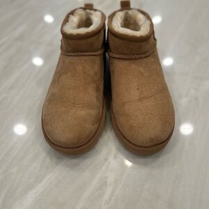 Women’s Classic ultra mini booties